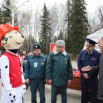 Встреча врио главы Республики Алтай Олега Хорохордина со студентами клуба «Юный пожарный».
