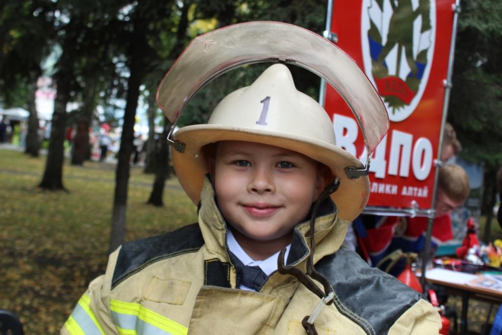О пожарной безопасности и не только жителям столицы Республики Алтай.